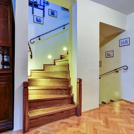 Boutique Pod Barborou בית הארחה 4*