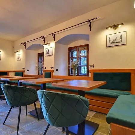 Boutique Pod Barborou 4* קונטה הורה